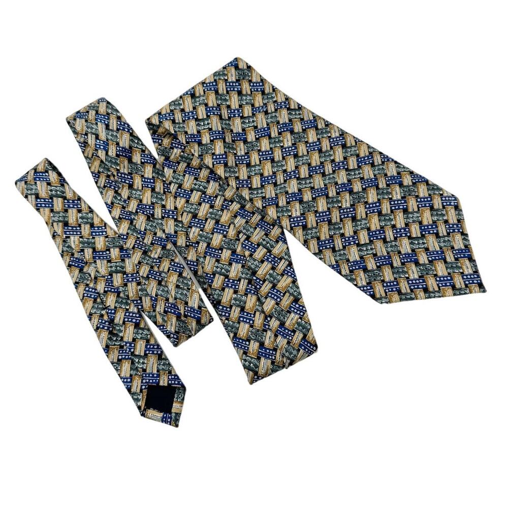Burberry Burberrys vintage 100% silk woven pattern tie blue gold 4” w - Picture 5 of 5